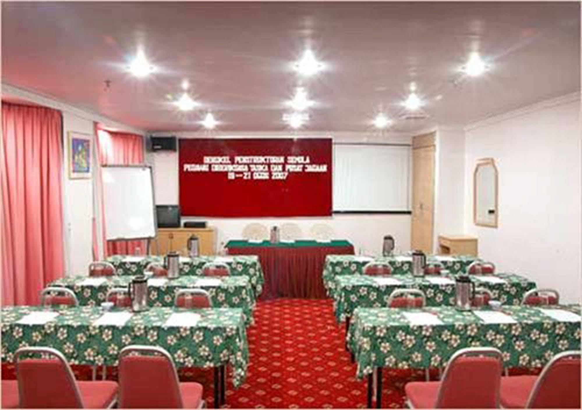 קמרון היילנדס Hotel Rosa Passadena מראה חיצוני תמונה